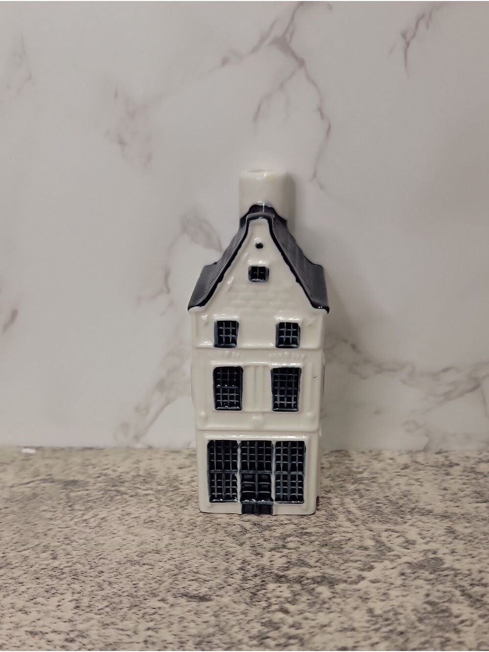 Vintage KLM Blue Delft House #8 by BOLS Holland